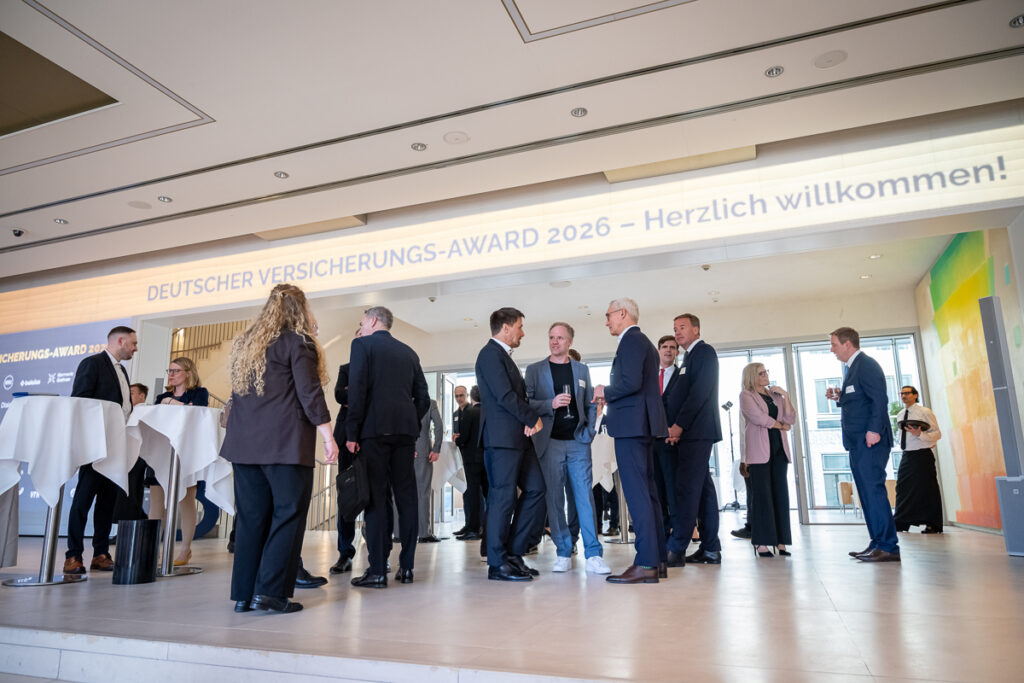 009_Deutscher_Versicherungs-Award_230426_Foto-ThomasEcke_7994