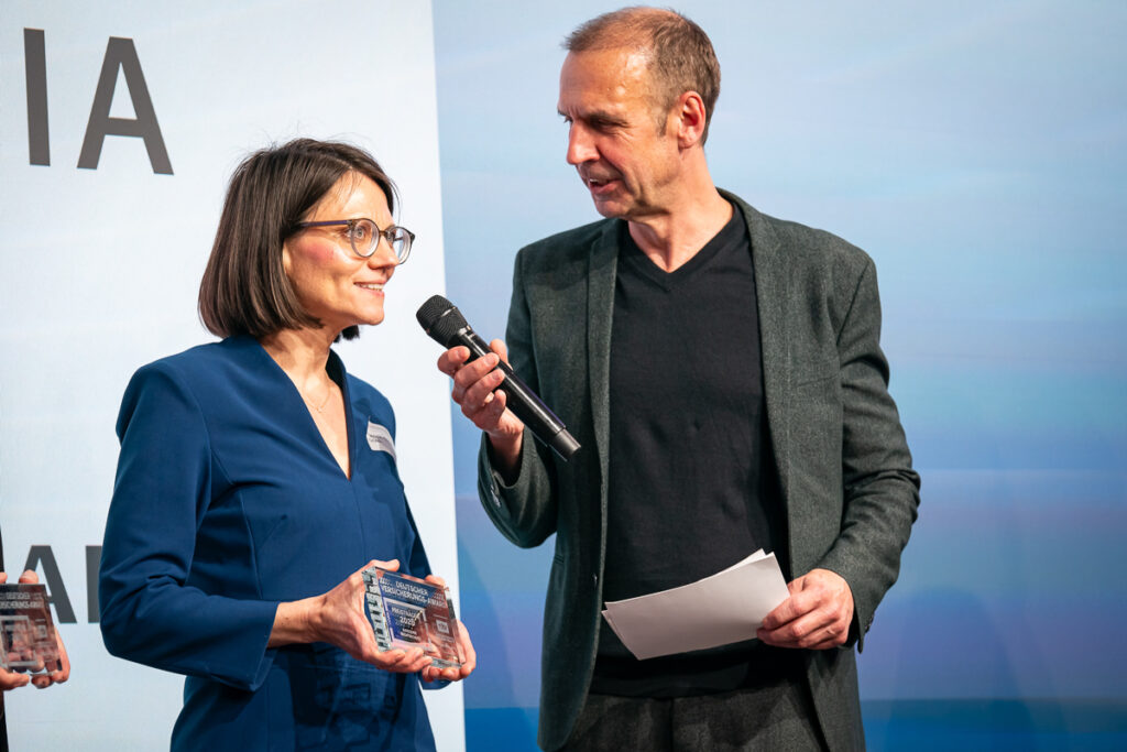 141_Deutscher_Versicherungs-Award_230426_Foto-ThomasEcke_101885