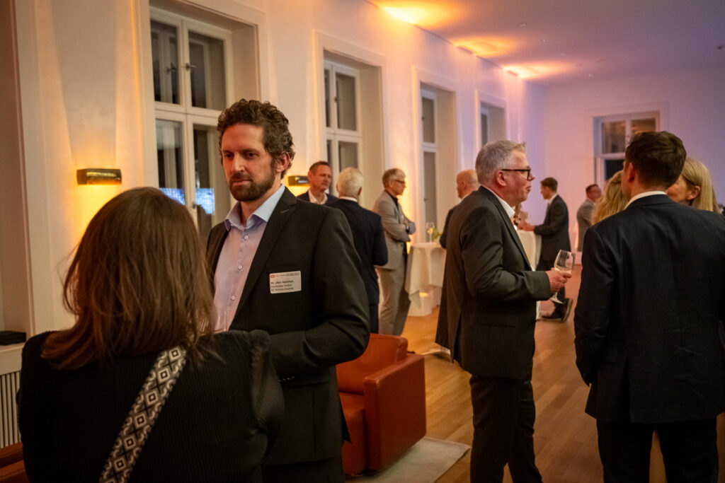 166_Deutscher_Versicherungs-Award_230426_Foto-ThomasEcke_8415